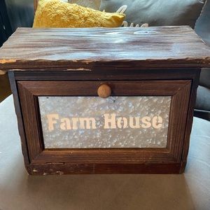 Farmhouse breadbox kitchen storage